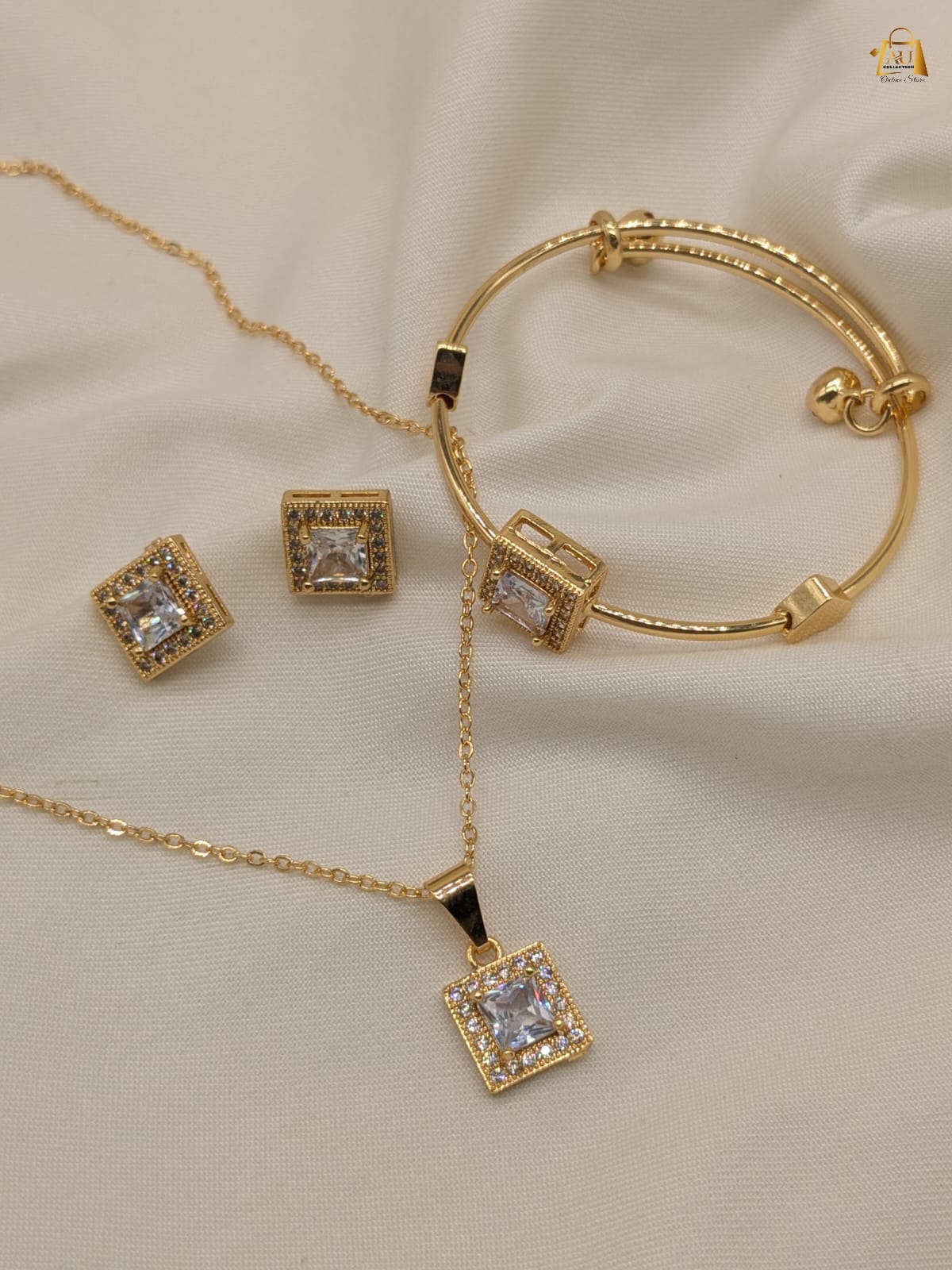 Elegant Square-Cut Crystal Jewelry Set – Necklace, Bracelet & Earrings For Womens/gorls
